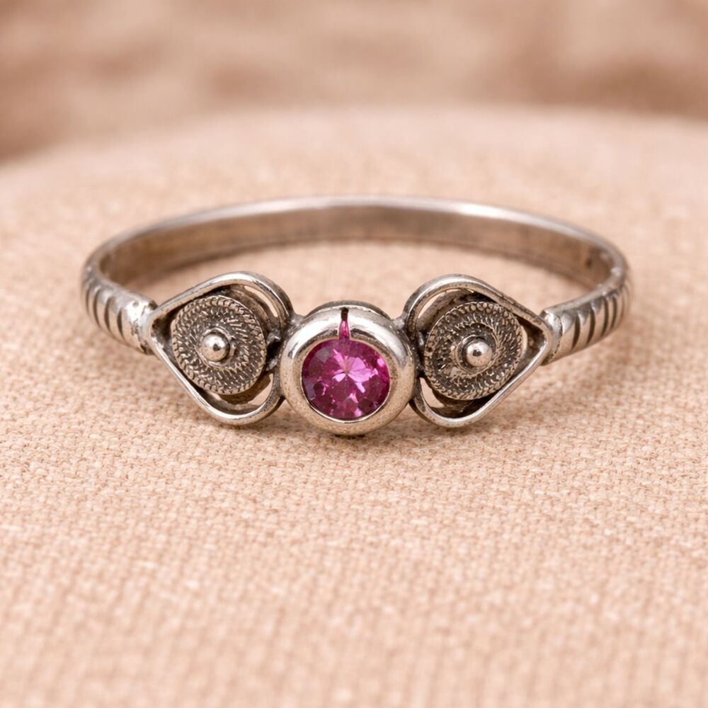 Vintage Sterling Silver Pink Tourmaline Gemstone Ring Size 9